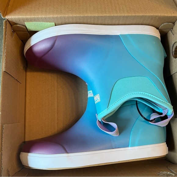 New blue aurora xtratuf deck boots - Picture 1 of 5